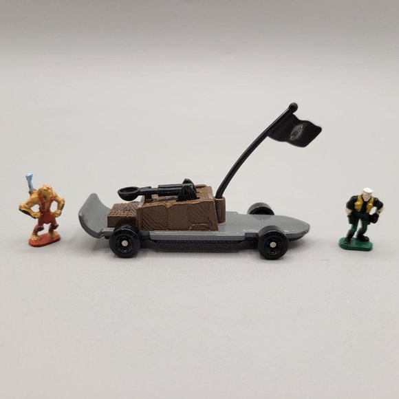1998 Small Soldiers Skate-A-Pult w Chip Hazard and Archer Flame Thrower - Picture 1 of 11